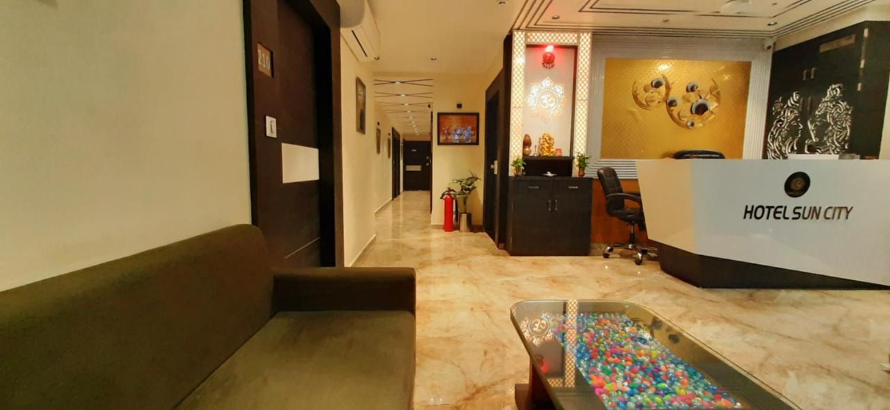 Hotel Suncity Αχμπανταμπάντ Εξωτερικό φωτογραφία
