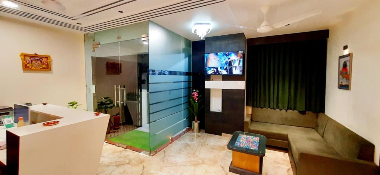 Hotel Suncity Αχμπανταμπάντ Εξωτερικό φωτογραφία